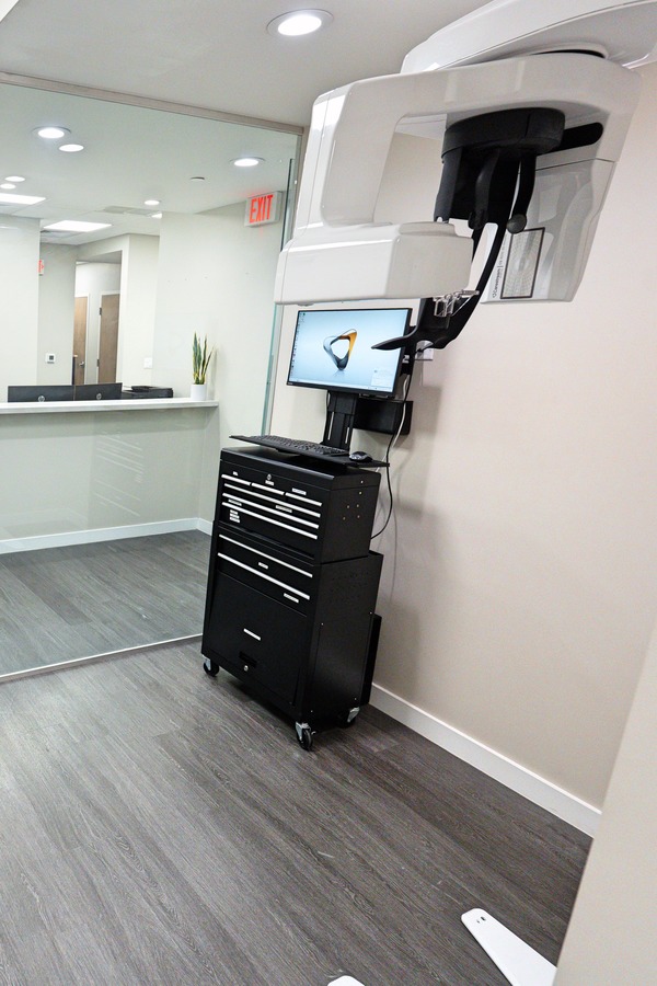 WPB Dental & Implants | Home